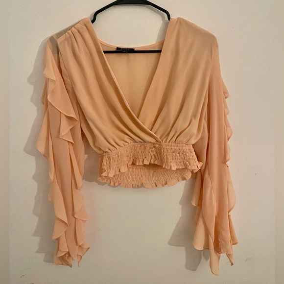 Privy Ruffle Long Sleeve Top Size Small - Picture 3 of 10